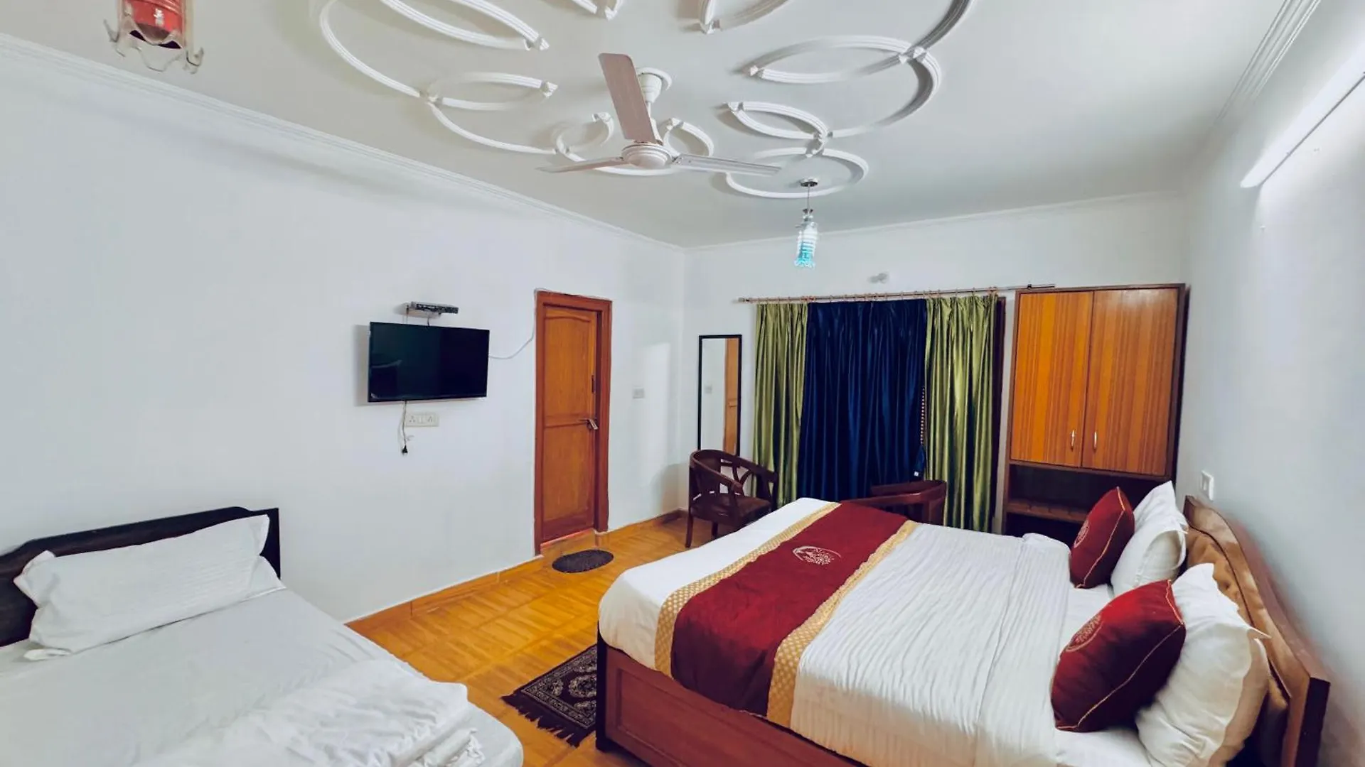 Mountain River Valley Resort Udajpur 4*,  Indie